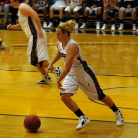 WomensBball_VictoriaWEB